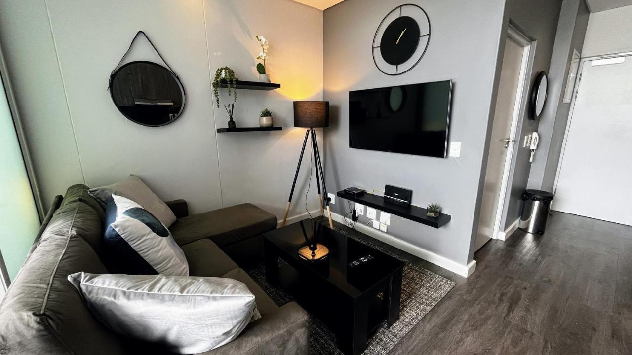 Modern Luxury Studio With Breathtaking City Views - No Load Shedding Cape Town Luaran gambar